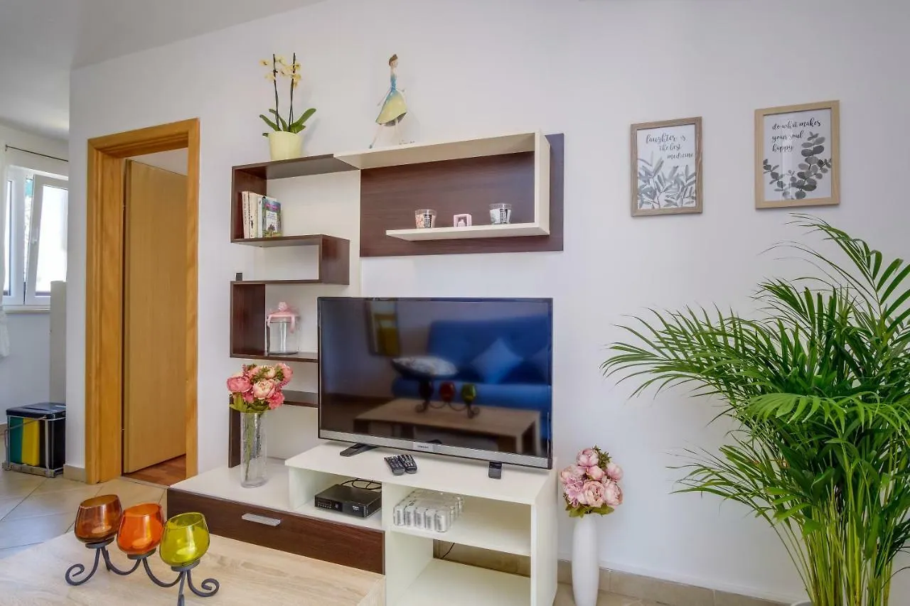 Dairos Apartment Mali Losinj